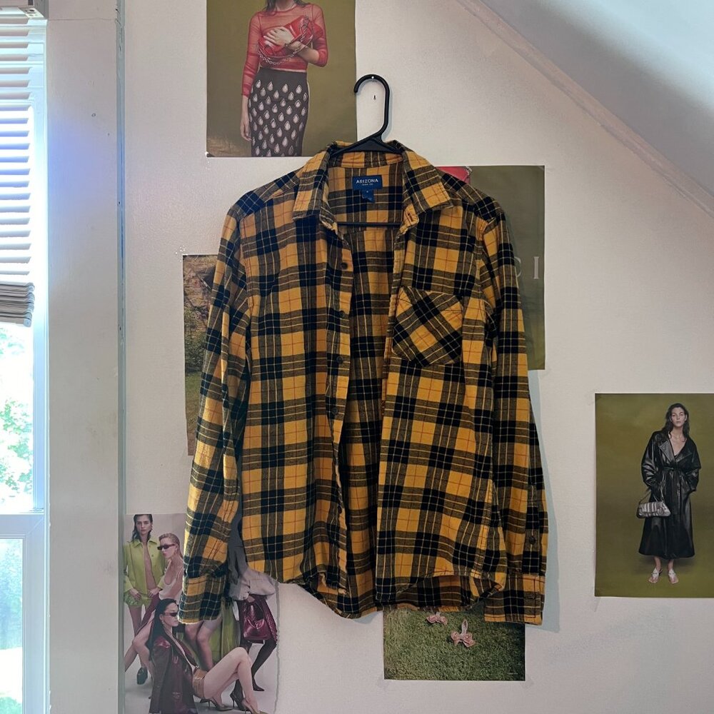 Vintage Black Yellow and Red Flannel Shirt Collared Long Sleeve Shirt
